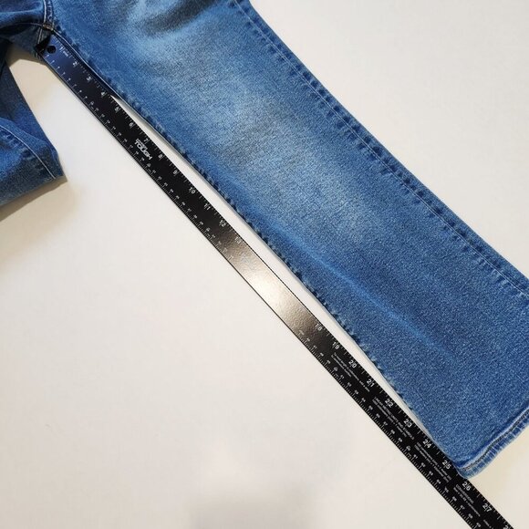 Madewell Cali Demi Boot Cut Jeans 27 Medium Wash Blue Mid Rise Cropped Stretch - Picture 6 of 11